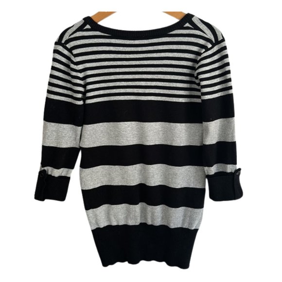 Pink Rose Black Gray Striped V-Neck Sweater 3/4 Sleeve Women's Size M - Picture 2 of 4